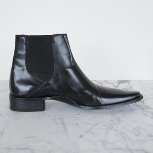 Waxed Black Minimal Leather Chelsea Boot US 9.5